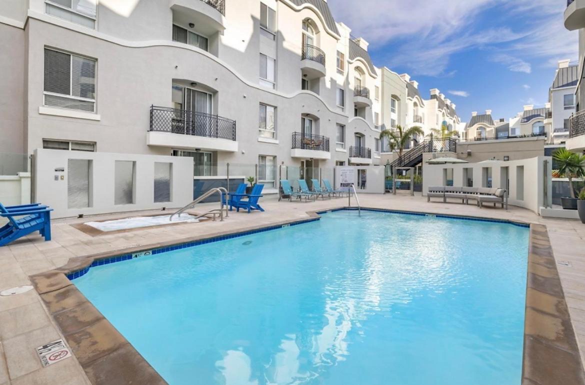 The Nest A Spacious 1 Bedroom Apartment With A Pool View Лос Анджелис Екстериор снимка